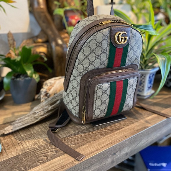 gucci backpack - Picture 4 of 11